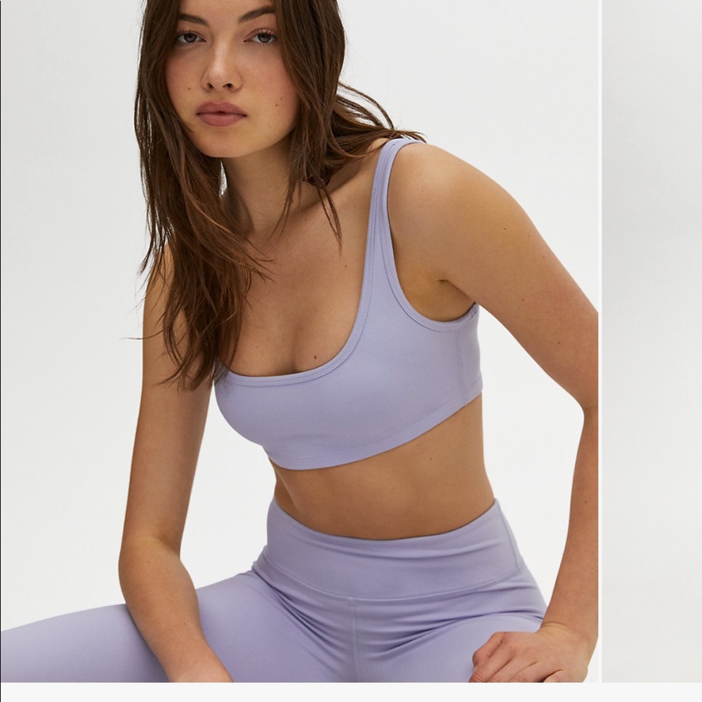 NWT Aritzia alameda bra top in Pale violent